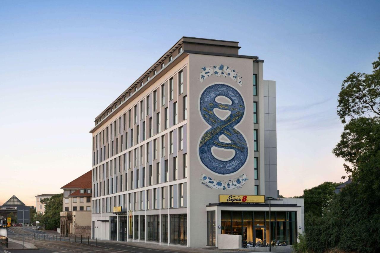 Super 8 By Wyndham Отель