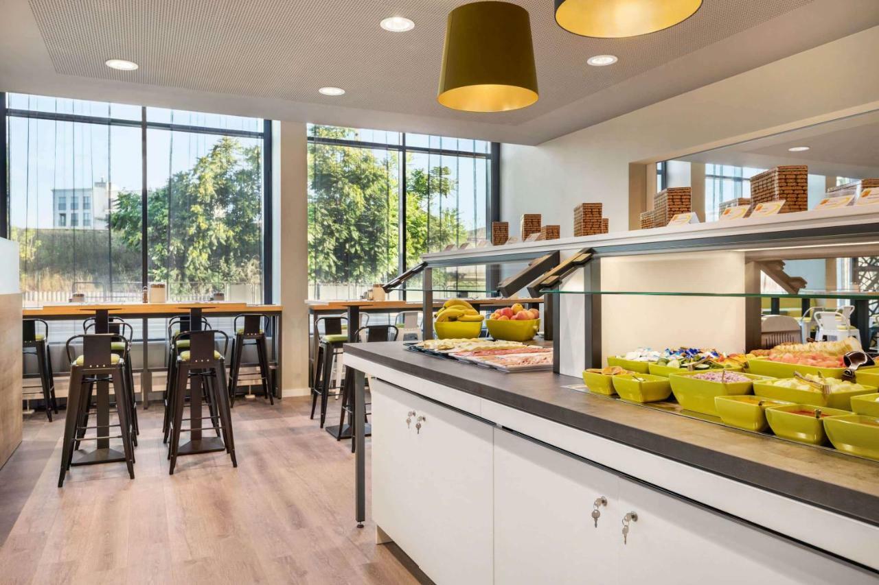 Super 8 By Wyndham Hotel Dresde