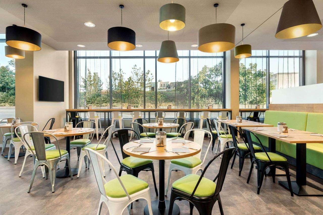 Super 8 By Wyndham Отель Дрезден
