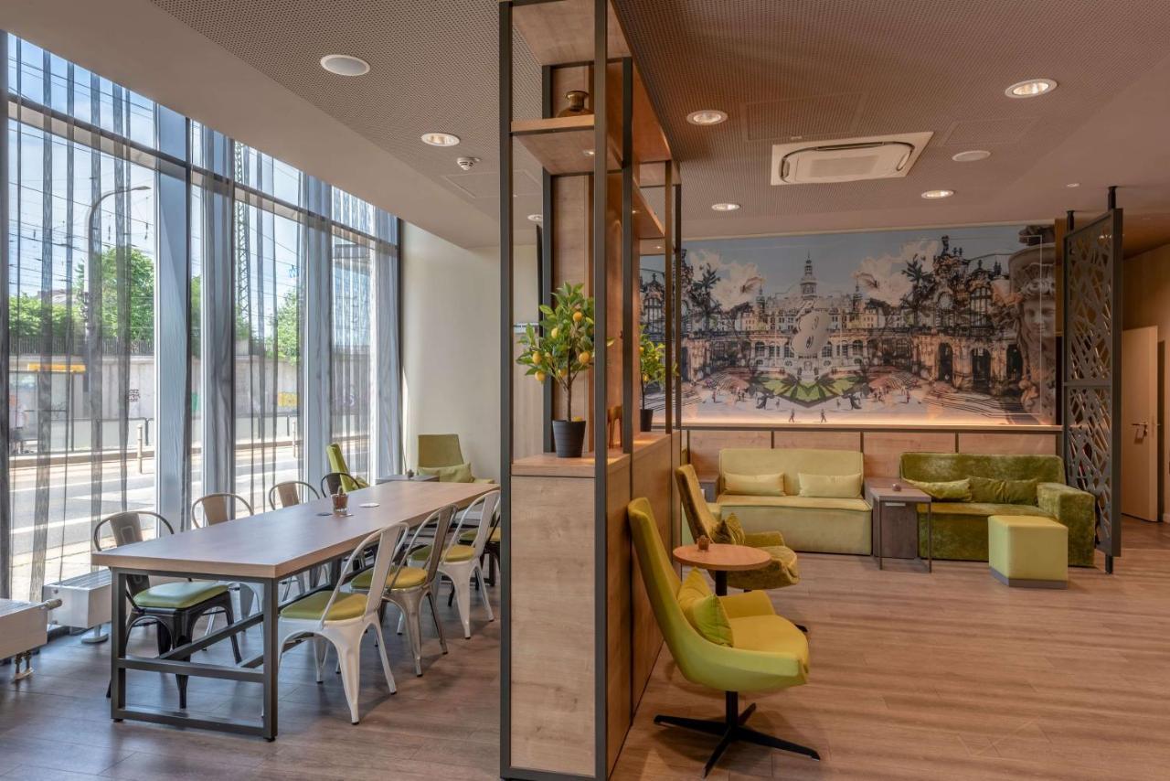 Hotel Super 8 By Wyndham Dresde