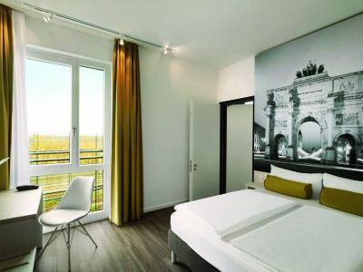 Hotel Super 8 By Wyndham Dresde