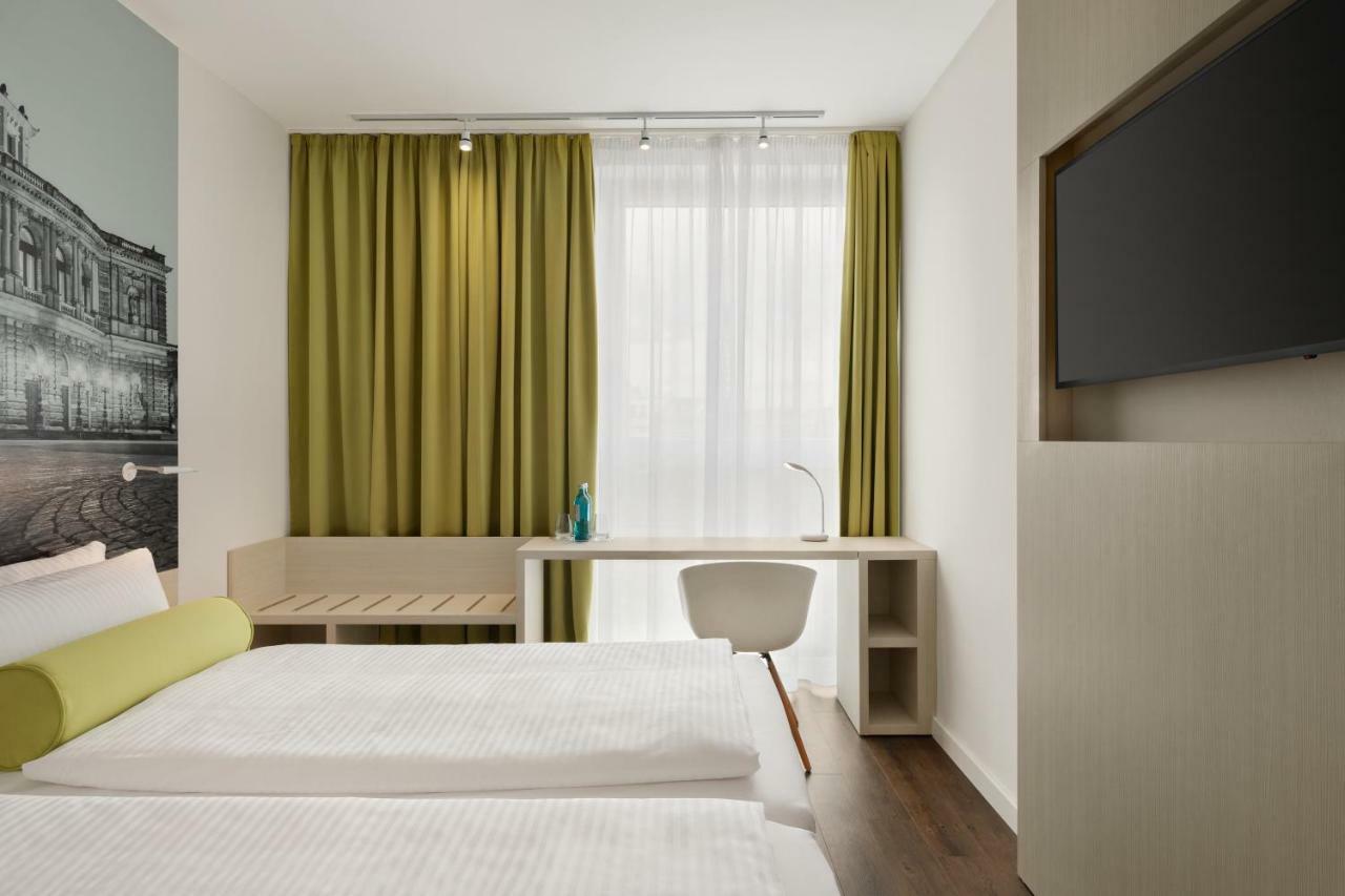 Super 8 By Wyndham Dresde